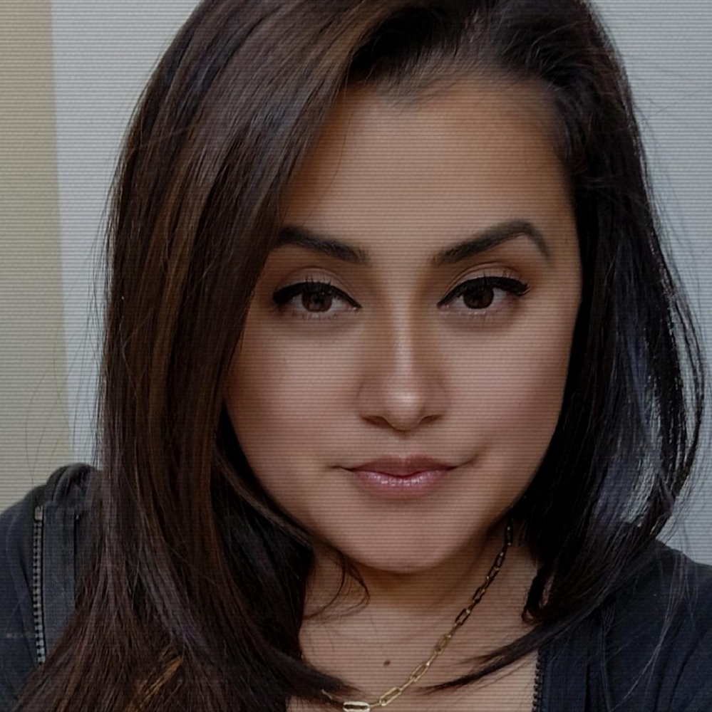 Meet your Posher, Gabriela